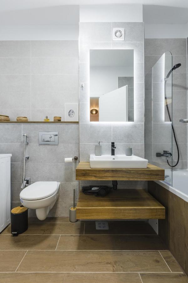 Apartment Near Iulius Mall With Balcony & Private Parking Τιμισοάρα Εξωτερικό φωτογραφία